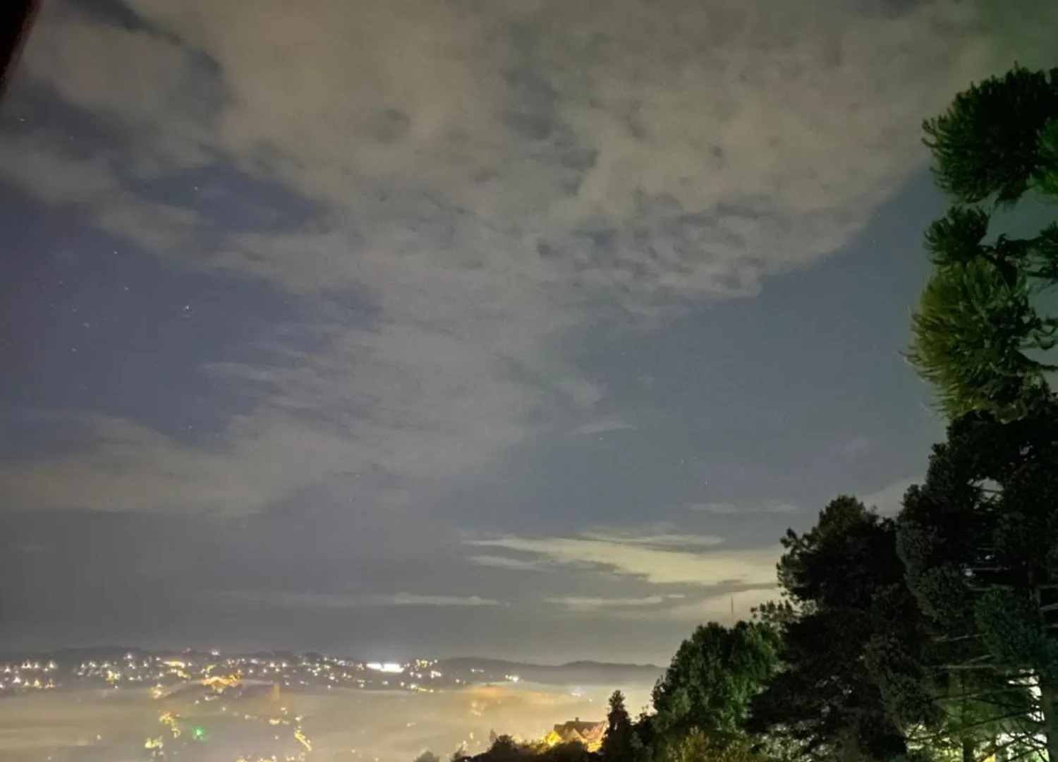 ベッド・アンド・ブレックファスト Villa Panorama Campos do Jordão
